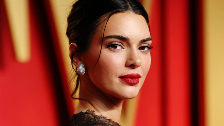 Kendall Jenner wore this £10 triple-threat mascara for the Vanity Fair Oscars after party